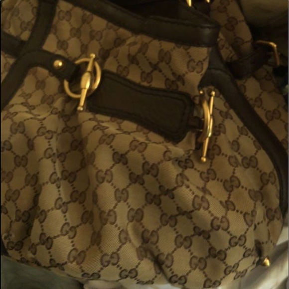Authentic Gucci bag. - Picture 2 of 5